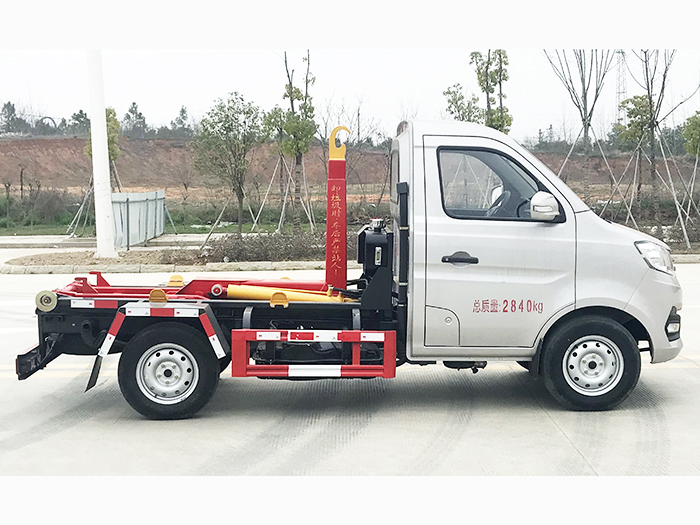 長(zhǎng)安小勾臂垃圾車(chē)